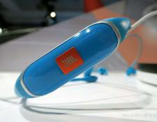Новые наушники JBL – первые в мире вкладыши с сенсорным управлением и революционные спортивные наушники 