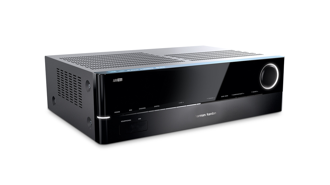 Оборудованный цифровым блоком питания, Harman Kardon AVR 161S может позволить себе компактную конструкцию и небольшой вес